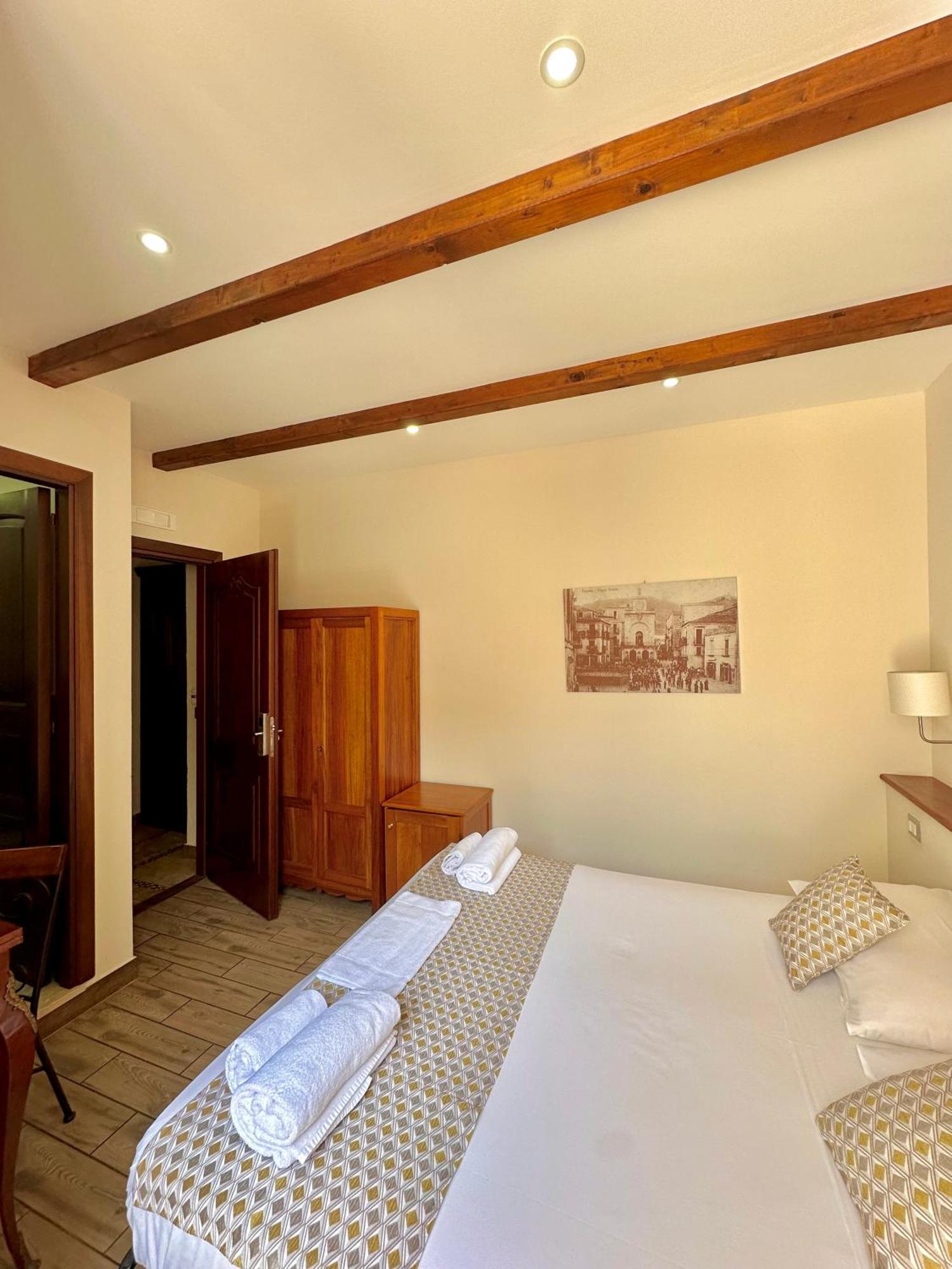 Lorylu Hotell Tropea Exteriör bild