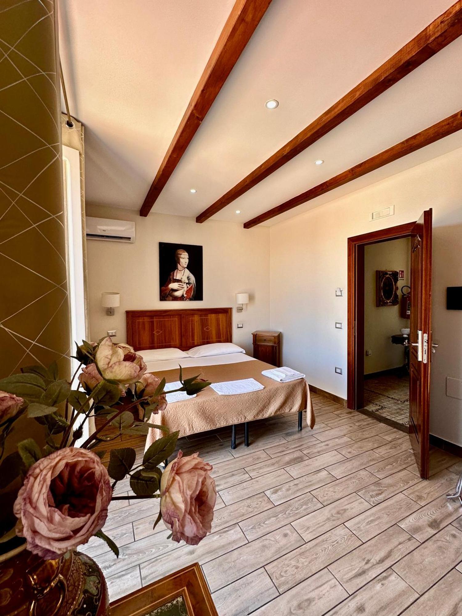 Lorylu Hotell Tropea Exteriör bild